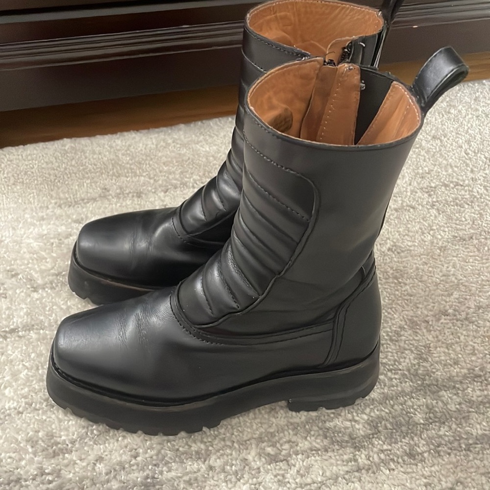 & other stories Leather booties - Picture 2 of 4